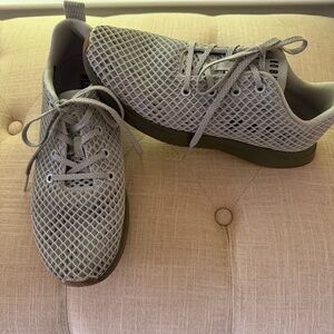 NO BULL Diamond Mesh Runner  Women's Size 10 - Mens 8.5 Unisex Sneakers